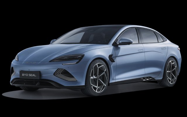 BYD Seal – sportowy sedan elektryczny niebieski, widok dynamiczny